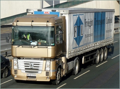  "Freight Transport Ltd MV02STZ" (http://goo.gl/JVFSne) by Graham Richardson (http://goo.gl/FoQ8rF) is licensed under CC BY 4.0 (http://creativecommons.org/licenses/by/4.0/)